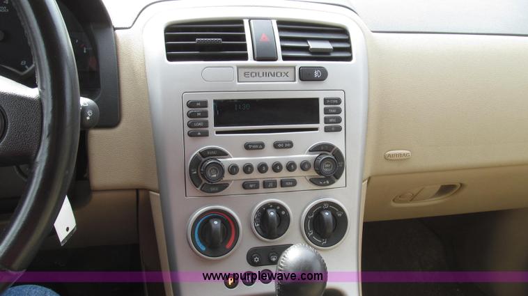 image for item G2304 2005 Chevrolet Equinox LT SUV