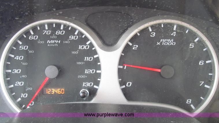 image for item G2304 2005 Chevrolet Equinox LT SUV