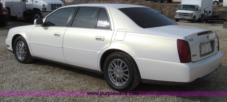 image for item G2305 2004 Cadillac DeVille DHS
