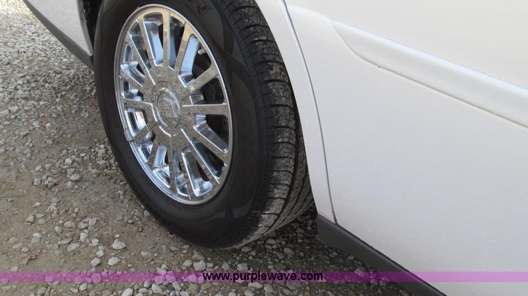 image for item G2305 2004 Cadillac DeVille DHS