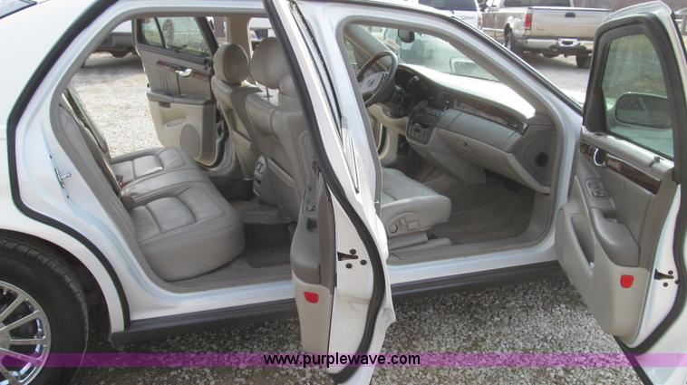 image for item G2305 2004 Cadillac DeVille DHS