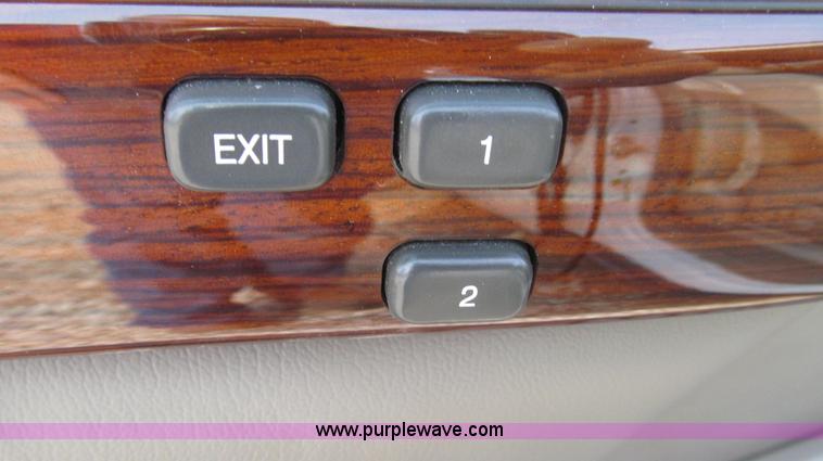 image for item G2305 2004 Cadillac DeVille DHS