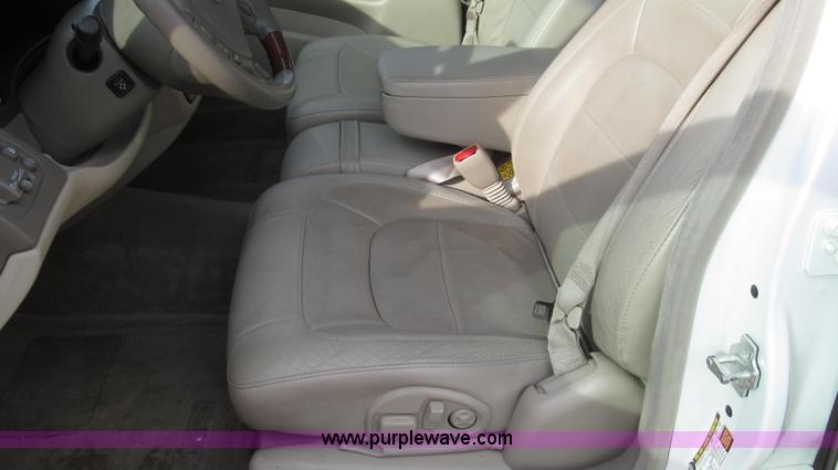 image for item G2305 2004 Cadillac DeVille DHS