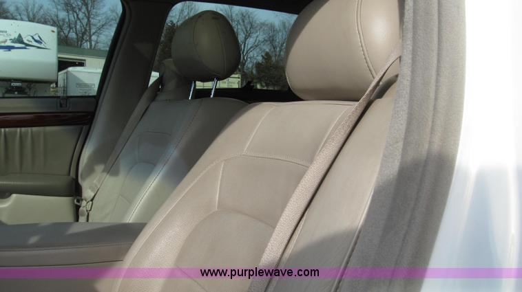 image for item G2305 2004 Cadillac DeVille DHS