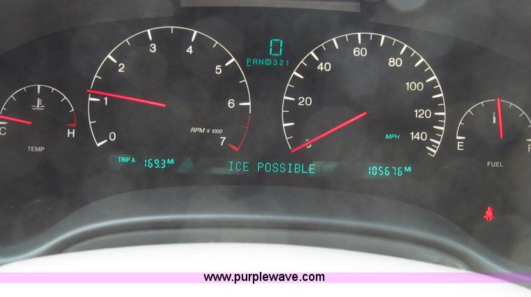 image for item G2305 2004 Cadillac DeVille DHS