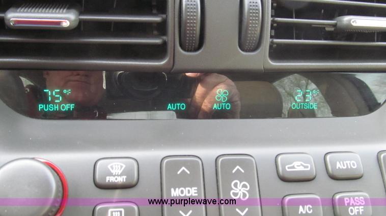 image for item G2305 2004 Cadillac DeVille DHS