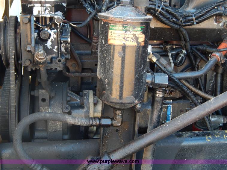 image for item G9350 1998 Freightliner FLD semi truck