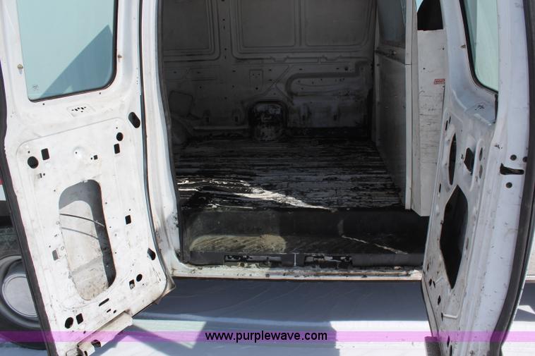 image for item H1460 2004 Ford E350 Super Duty Extended service van