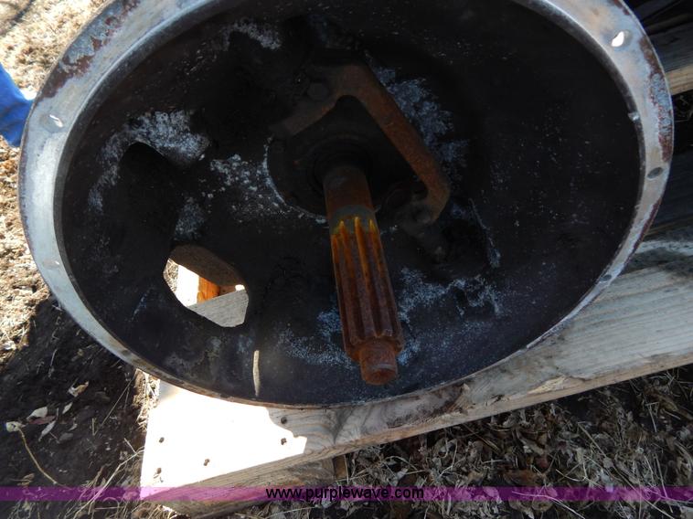 image for item I1111 International DT466 diesel engine