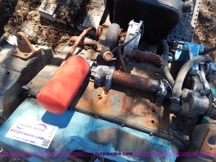 image for item I1111 International DT466 diesel engine