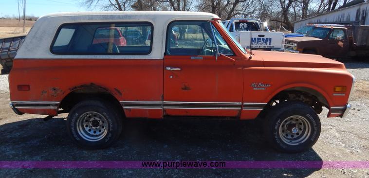 image for item I1118 1970 Chevrolet K5 Blazer SUV
