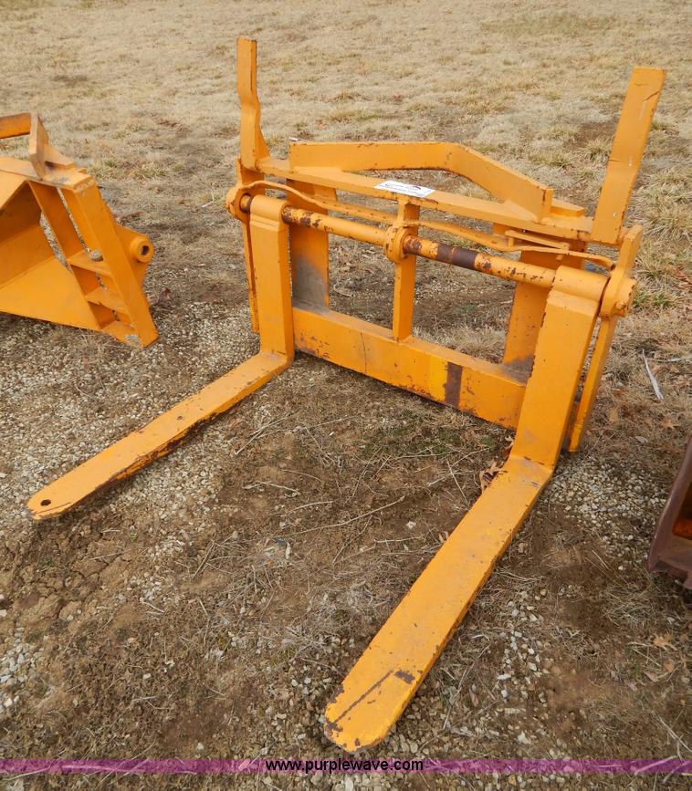 image for item I1124 Fork attachment for loader