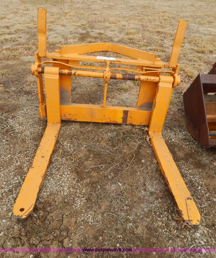 image for item I1124 Fork attachment for loader
