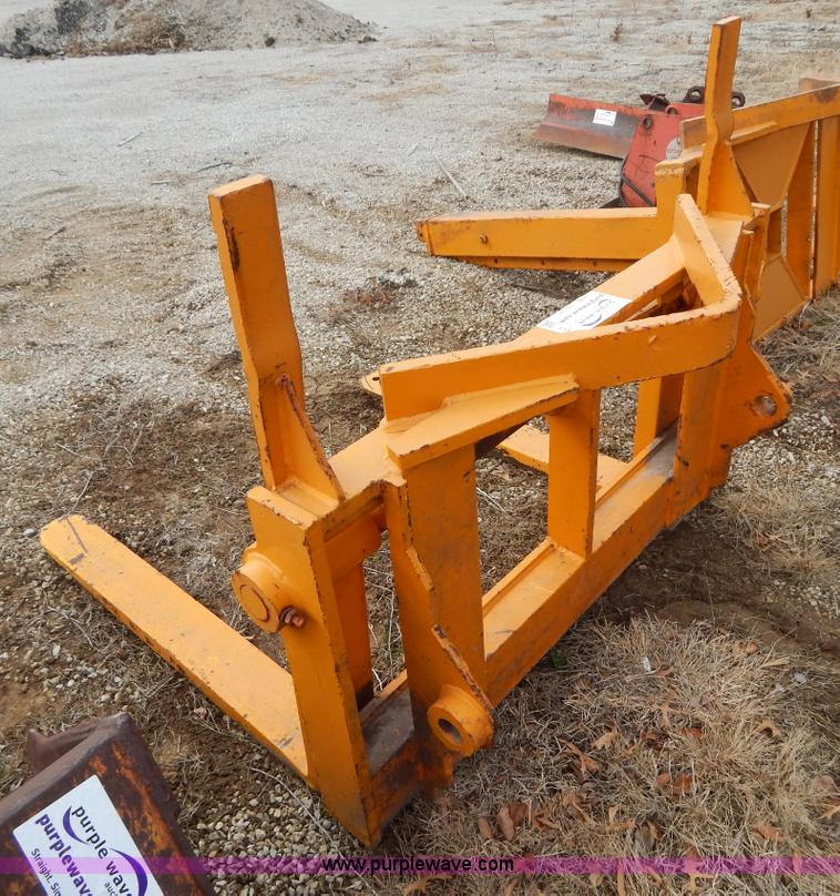 image for item I1124 Fork attachment for loader