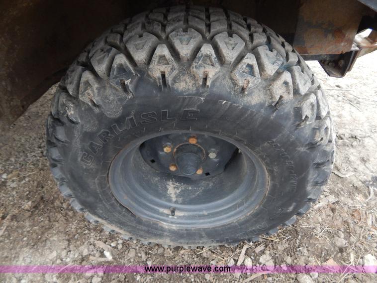 image for item I1127 Kubota RTV1100 utility vehicle