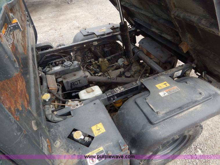 image for item I1127 Kubota RTV1100 utility vehicle