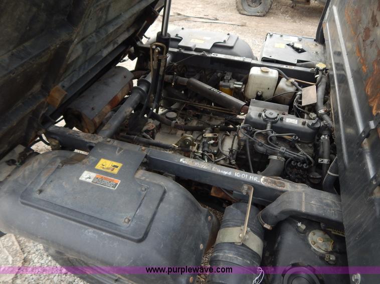 image for item I1127 Kubota RTV1100 utility vehicle