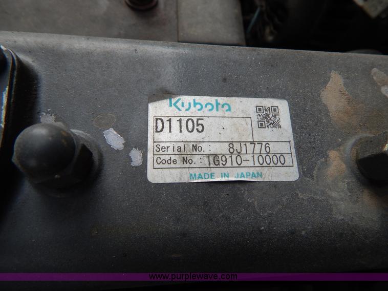 image for item I1127 Kubota RTV1100 utility vehicle