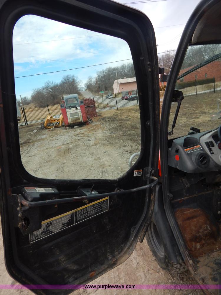 image for item I1127 Kubota RTV1100 utility vehicle