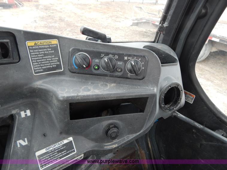 image for item I1127 Kubota RTV1100 utility vehicle