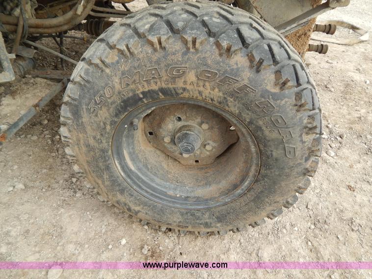 image for item I1128 Kubota RTV1100 utility vehicle