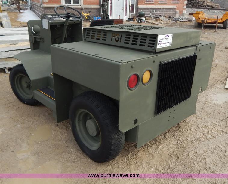 image for item I1136 1985 PSI tug cart