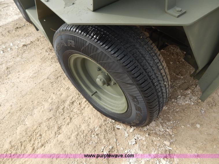 image for item I1136 1985 PSI tug cart