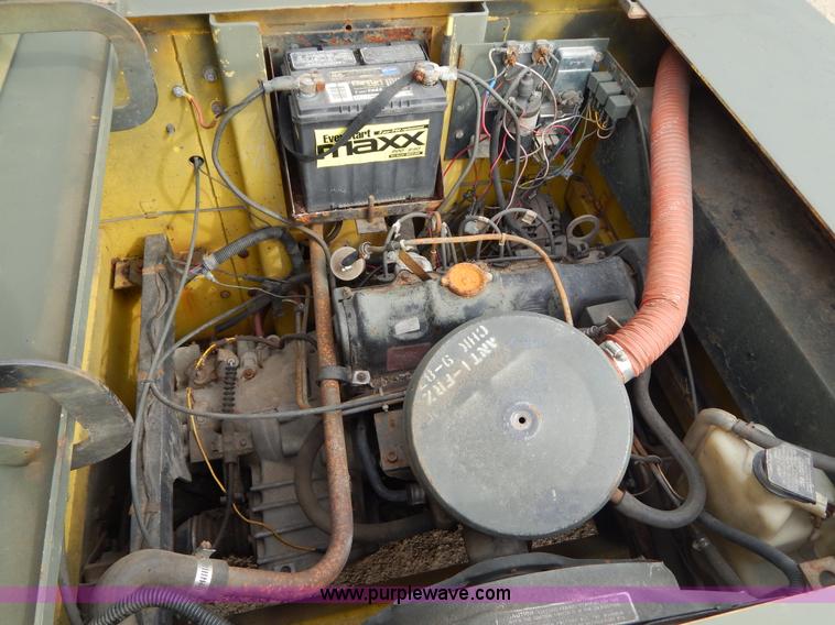 image for item I1136 1985 PSI tug cart