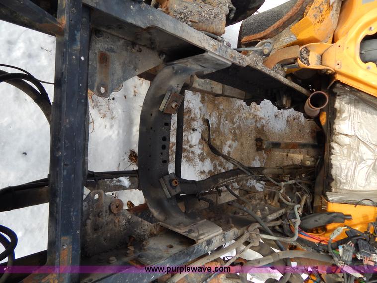 image for item I1205 2007 International 7400 dump truck