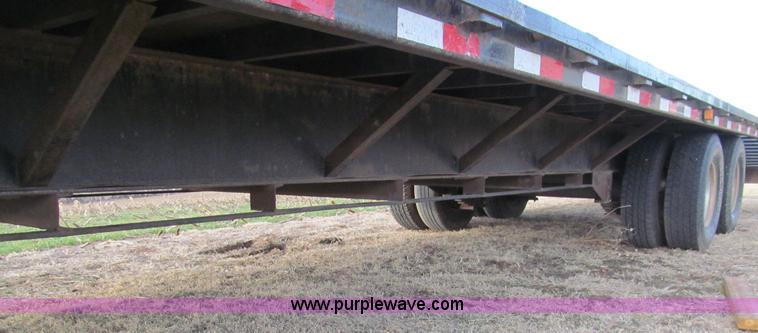 image for item I7159 2010 PJ gooseneck trailer