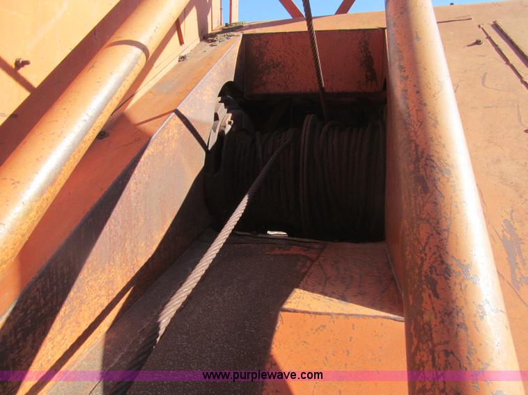 image for item I7176 Bantam C-350 drag line crane
