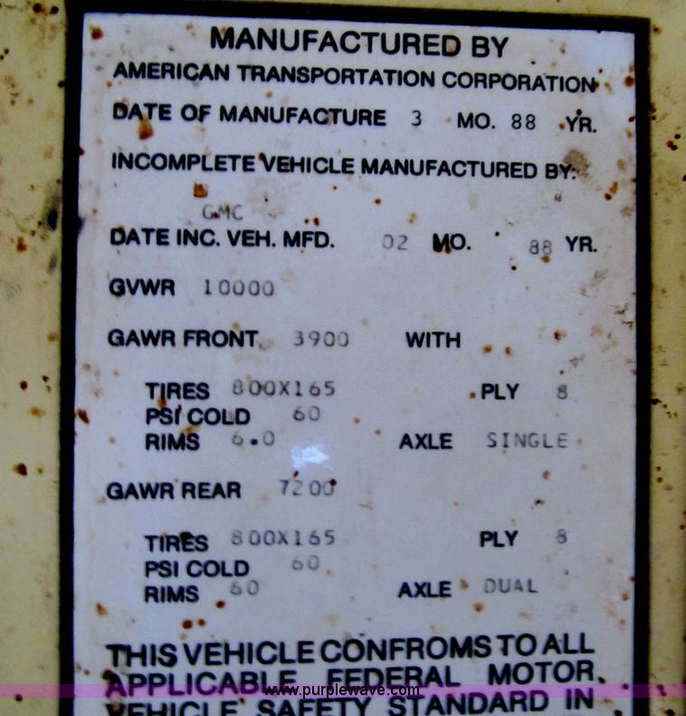 image for item I7235 1988 GMC G3500 Vandura school bus