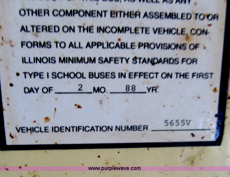 image for item I7235 1988 GMC G3500 Vandura school bus