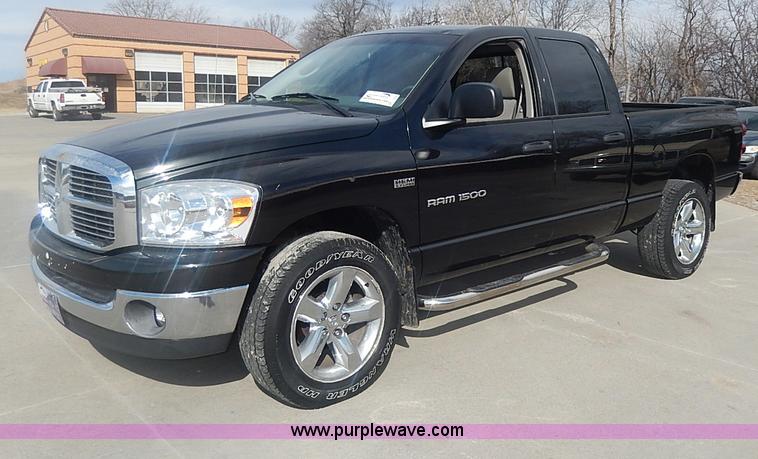 image for item I9309 2007 Dodge Ram 1500 pickup truck