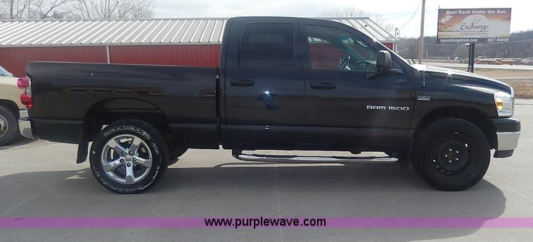 image for item I9309 2007 Dodge Ram 1500 pickup truck