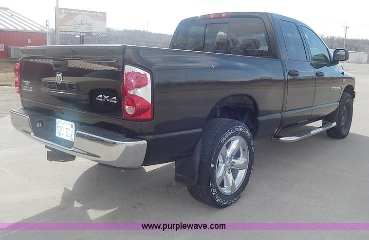image for item I9309 2007 Dodge Ram 1500 pickup truck
