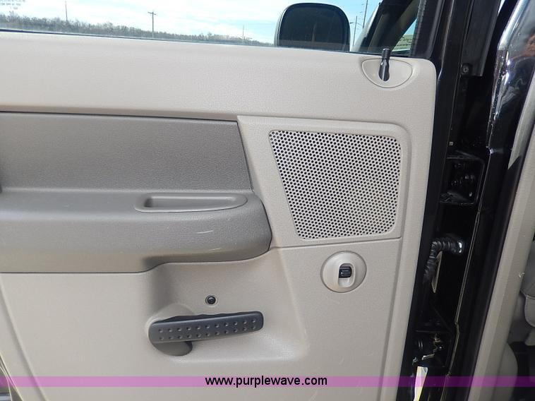 image for item I9309 2007 Dodge Ram 1500 pickup truck