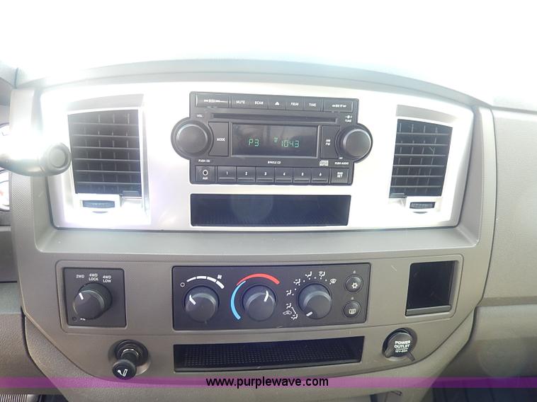 image for item I9309 2007 Dodge Ram 1500 pickup truck