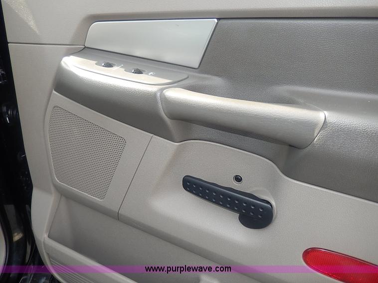 image for item I9309 2007 Dodge Ram 1500 pickup truck