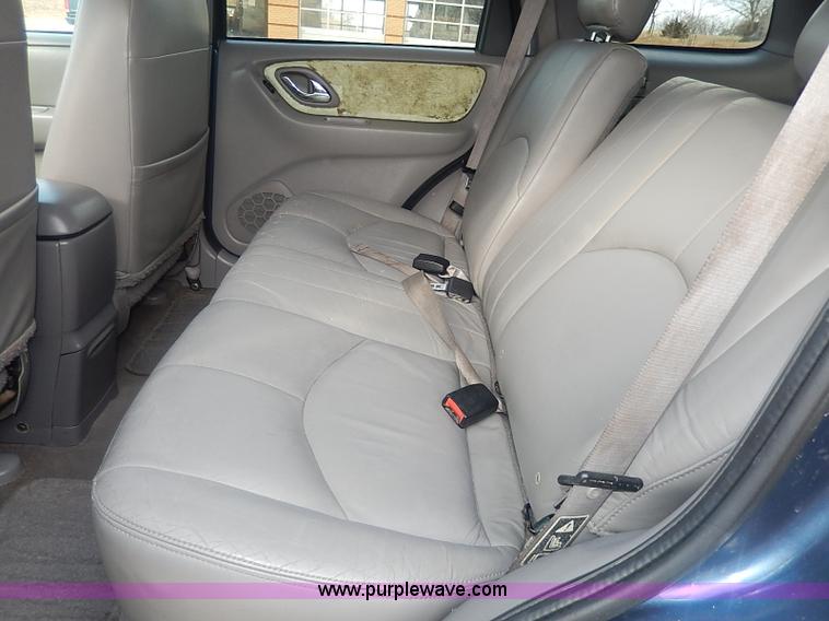 image for item I9310 2001 Mazda Tribute ES