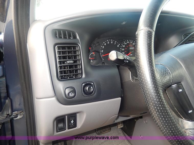 image for item I9310 2001 Mazda Tribute ES