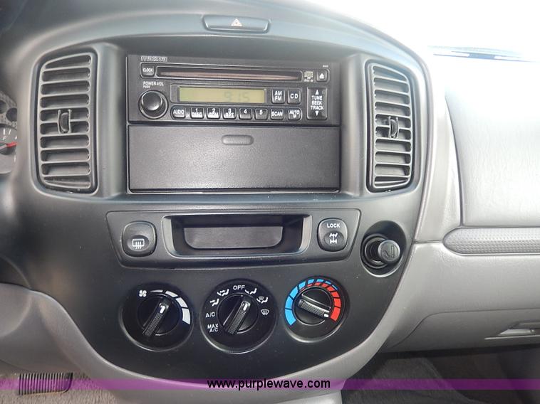 image for item I9310 2001 Mazda Tribute ES