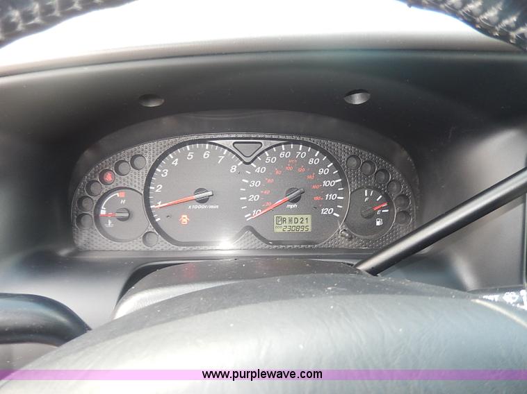 image for item I9310 2001 Mazda Tribute ES