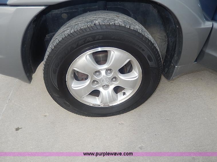 image for item I9310 2001 Mazda Tribute ES