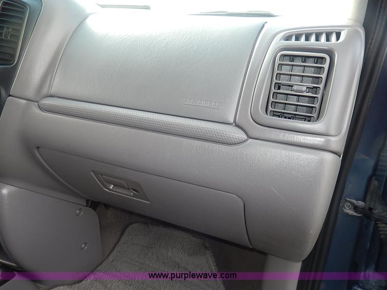 image for item I9310 2001 Mazda Tribute ES