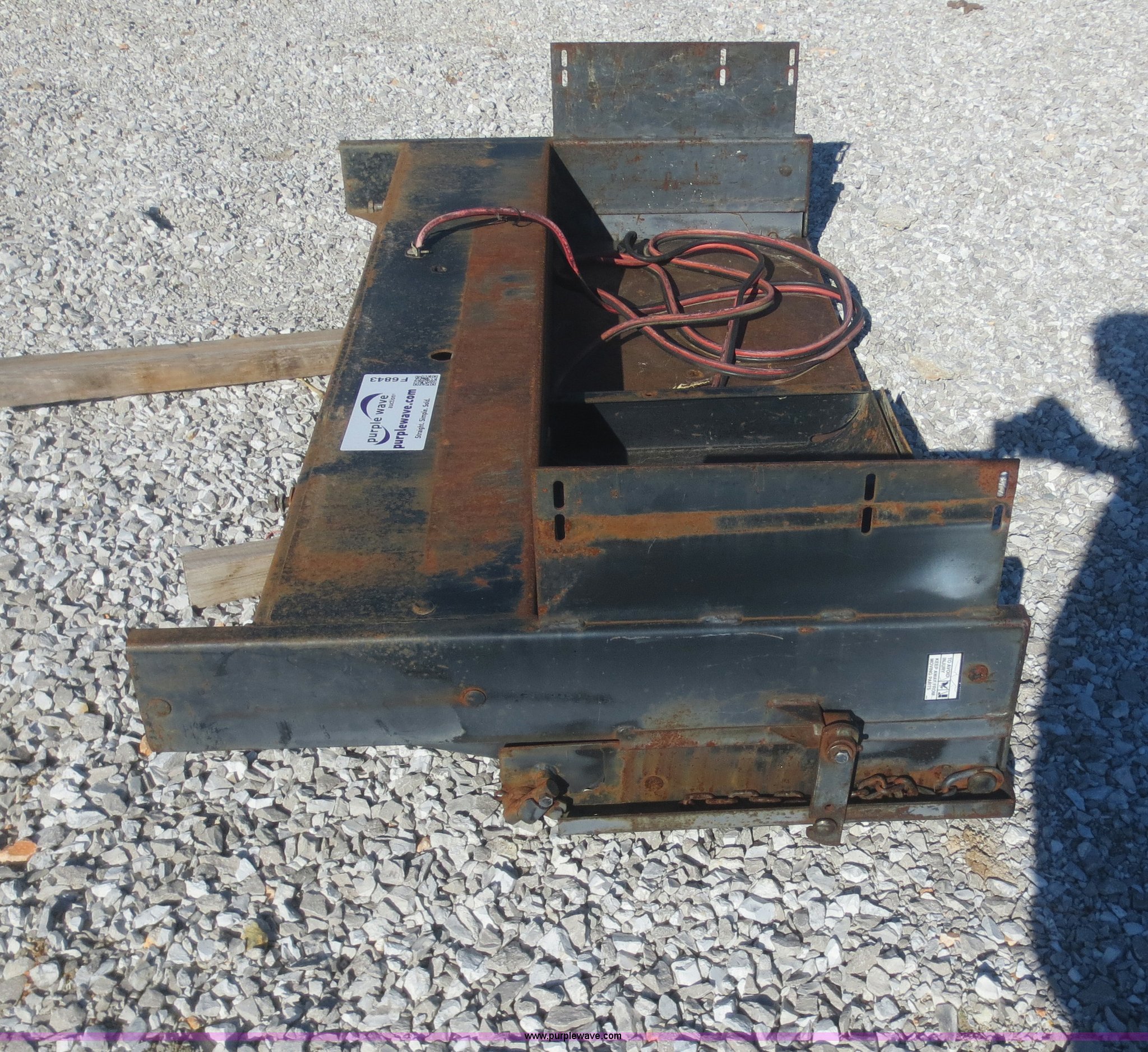 Tommy Gate 601040 lift gate in Grove, OK Item F6843 sold Purple Wave