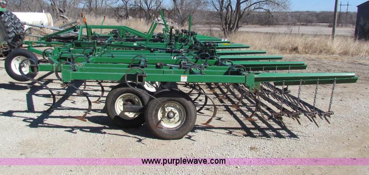 image for item AN9962 Great Plains FC7551 Series VII 51' folding field cultivator