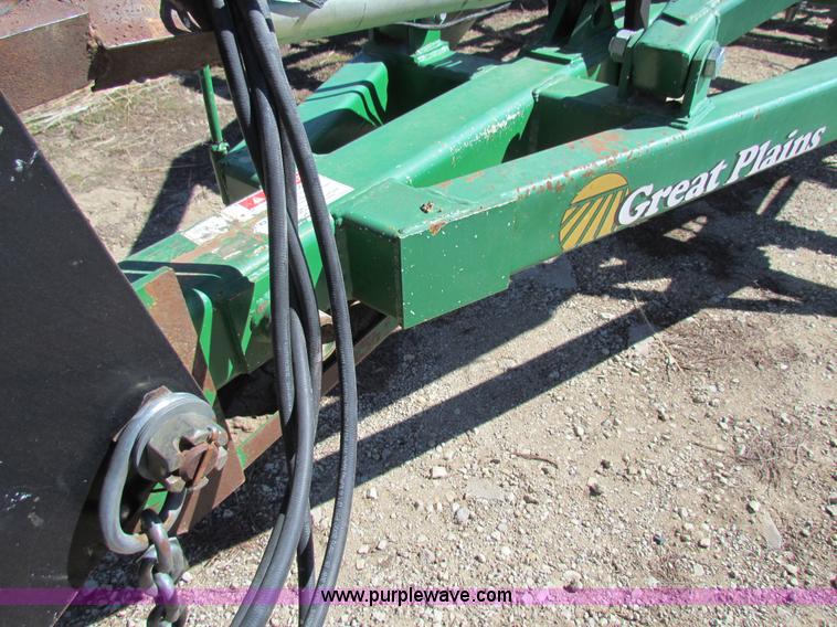 image for item AN9962 Great Plains FC7551 Series VII 51' folding field cultivator