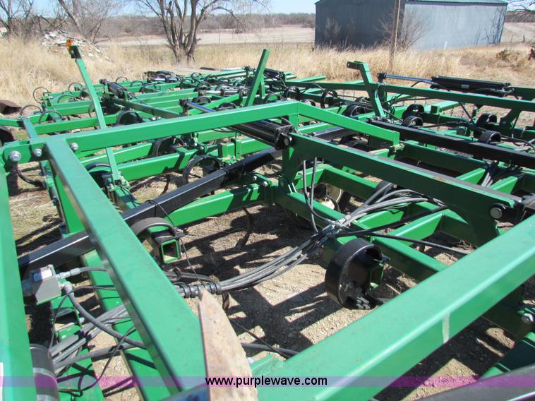 image for item AN9962 Great Plains FC7551 Series VII 51' folding field cultivator