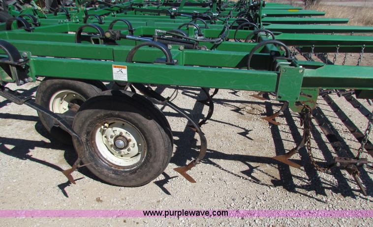 image for item AN9962 Great Plains FC7551 Series VII 51' folding field cultivator